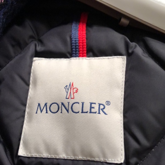 Moncler Tags - Picture 4 of 16